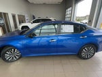 2025 Altima Thumbnail 7