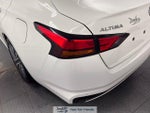 2025 Altima Thumbnail 12