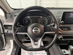 2025 Altima Thumbnail 37