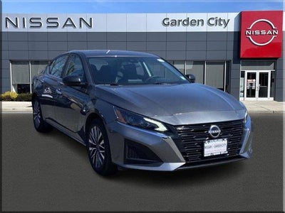 Photo of a 2025 Nissan Altima 2.5 SV 4DR Sedan for sale