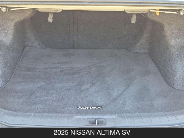 2025 Nissan Altima - $18,977