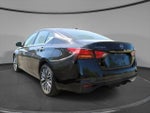 2025 Altima Thumbnail 8