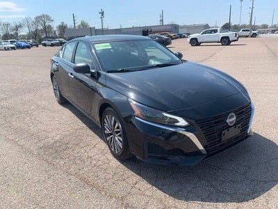 2025 Nissan Altima 2.5 SV 4DR Sedan