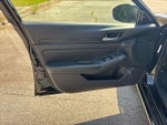 2025 Altima Thumbnail 10