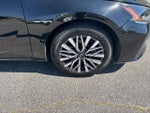 2025 Altima Thumbnail 12