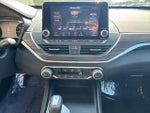 2025 Altima Thumbnail 28