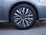 2025 Altima Thumbnail 13