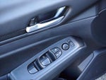 2025 Altima Thumbnail 17