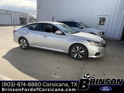 Photo of a 2019 Nissan Altima 2.5 SV 4DR Sedan for sale