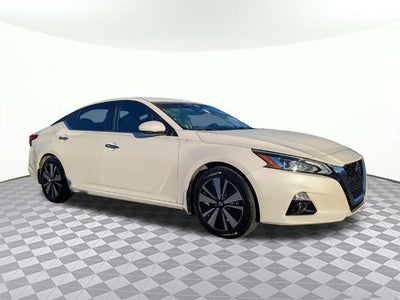 Photo of a 2019 Nissan Altima 2.5 SV 4DR Sedan for sale