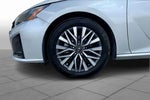 2023 Altima Thumbnail 10