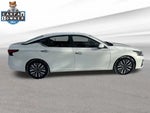 2023 Altima Thumbnail 9