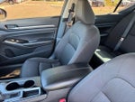 2023 Altima Thumbnail 7