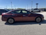 2023 Altima Thumbnail 2