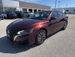 2023 Altima Thumbnail 7