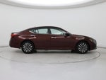 2023 Altima Thumbnail 7