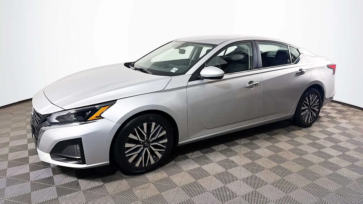 Preowned 2023 Nissan Altima 2.5 SV for Sale