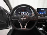 2024 Altima Thumbnail 4