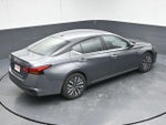 2024 Altima Thumbnail 23