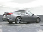2024 Altima Thumbnail 31