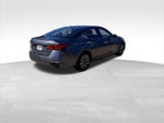 2024 Altima Thumbnail 10