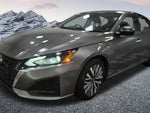 2024 Altima Thumbnail 19