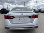 2024 Altima Thumbnail 6