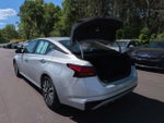 2024 Altima Thumbnail 15