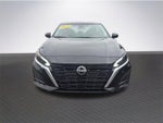 2024 Altima Thumbnail 3