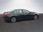 2024 Altima Thumbnail 4