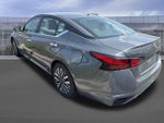 2025 Altima Thumbnail 5