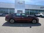 2025 Altima Thumbnail 2