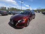2025 Altima Thumbnail 7