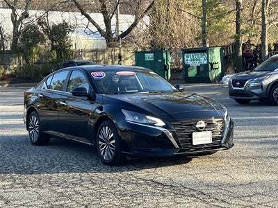 2025 Nissan Altima 2.5 SV 4DR Sedan
