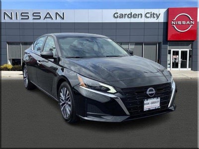 Photo of a 2025 Nissan Altima 2.5 SV 4DR Sedan for sale
