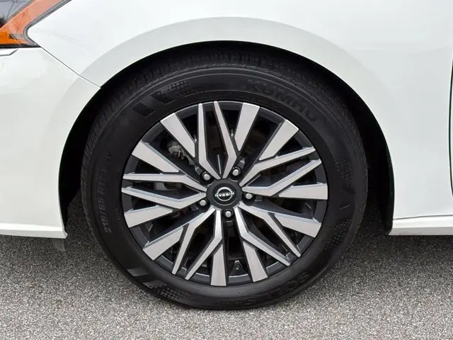 2025 Nissan Altima - $21,742