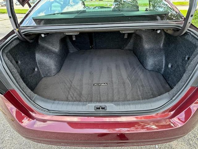 2025 Nissan Altima - $23,365