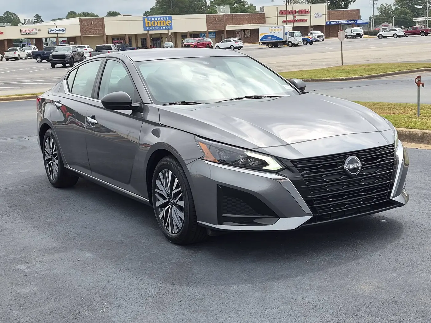 2025 Nissan Altima - $20,900