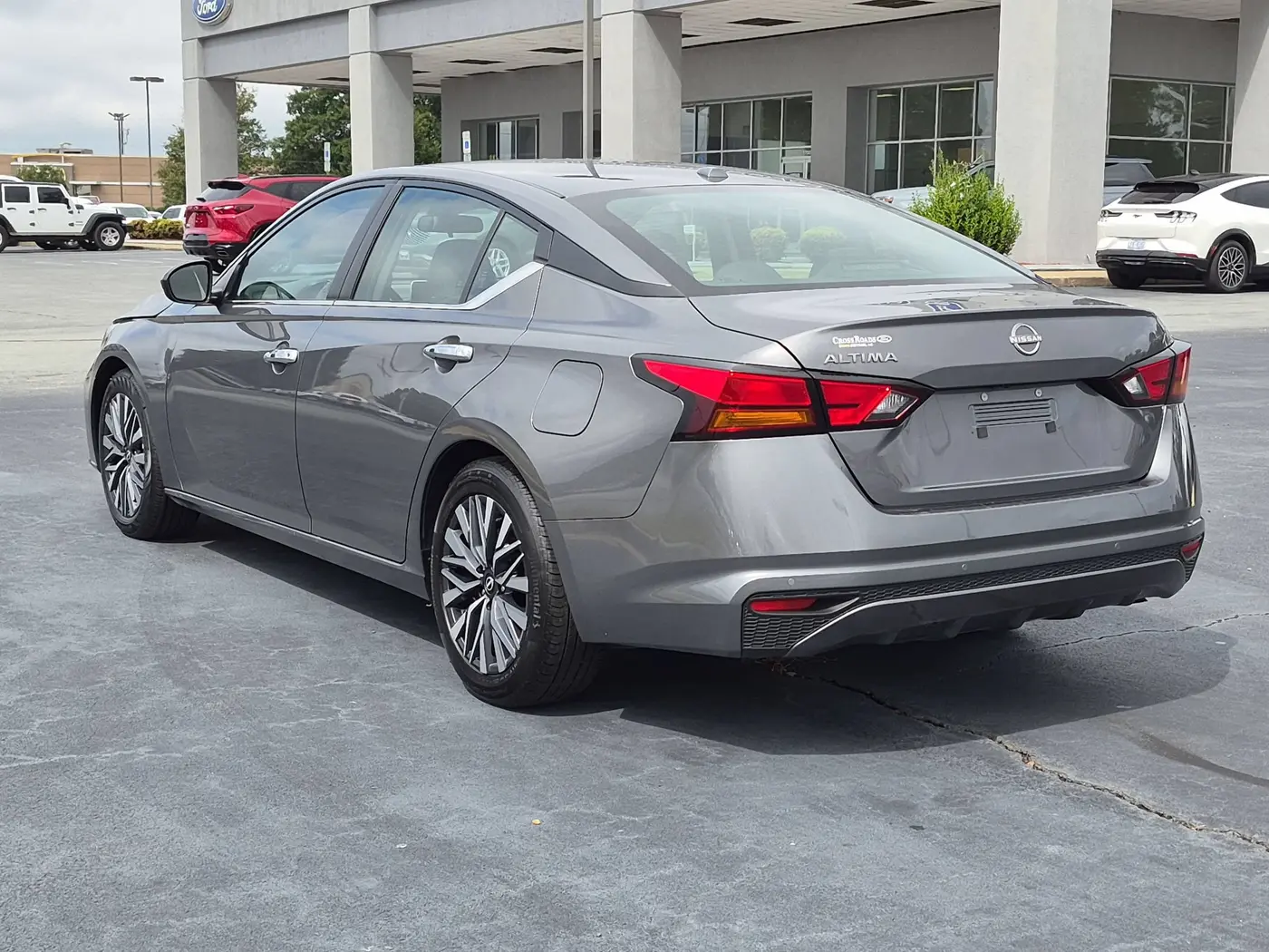 2025 Nissan Altima - $20,900