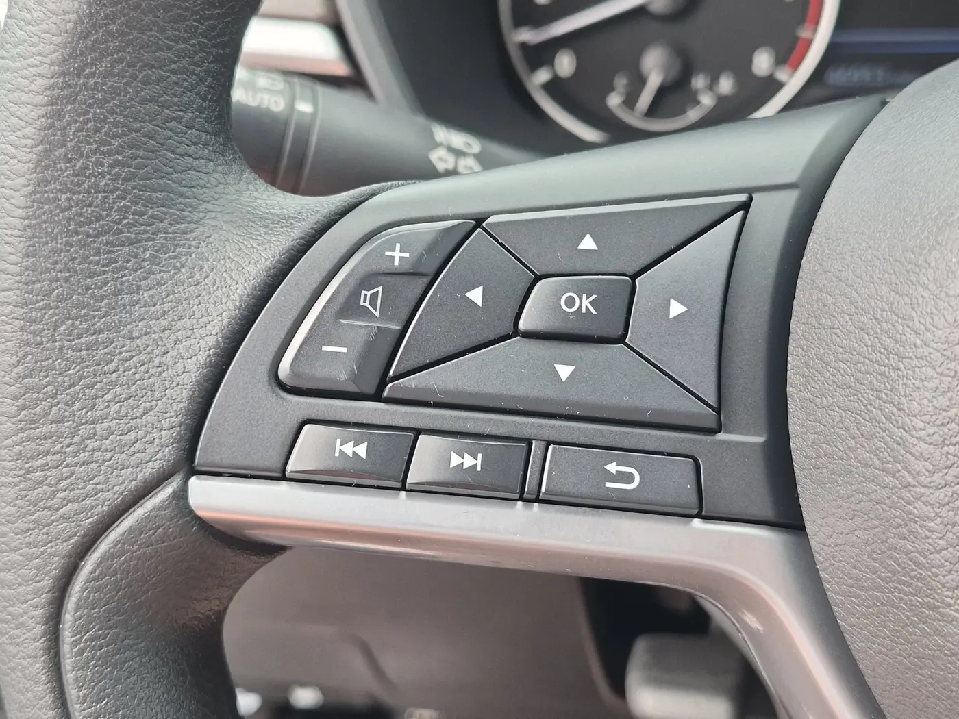 2025 Nissan Altima - $20,900
