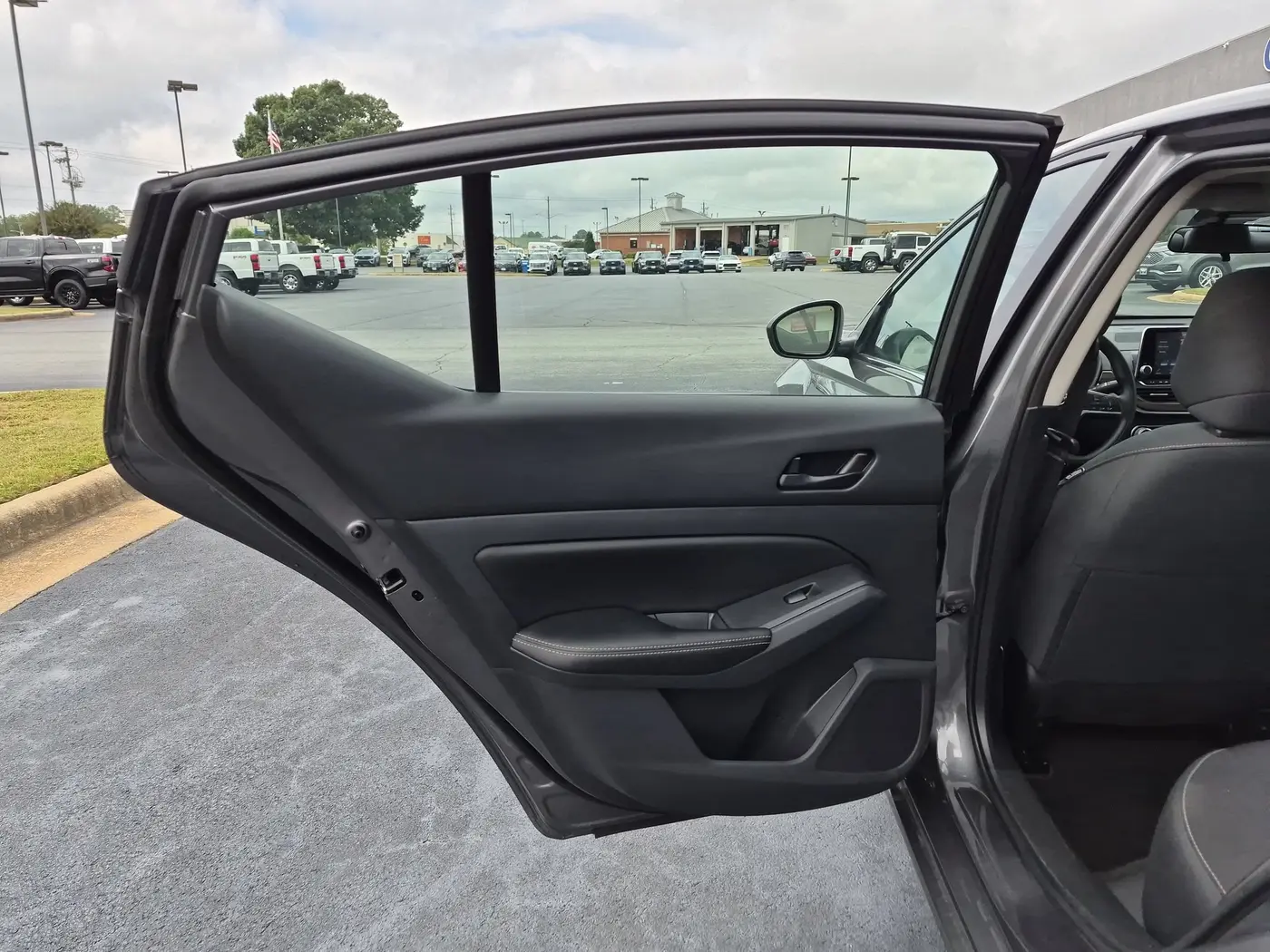 2025 Nissan Altima - $20,900