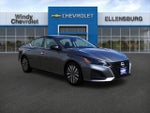 2025 Altima Thumbnail 1