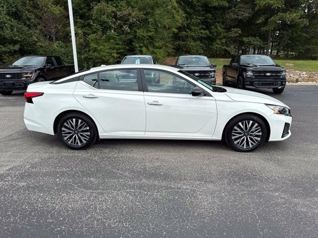 2025 Nissan Altima - $25,975
