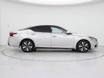 2020 Altima Thumbnail 7