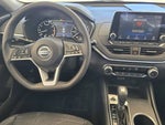 2022 Altima Thumbnail 14