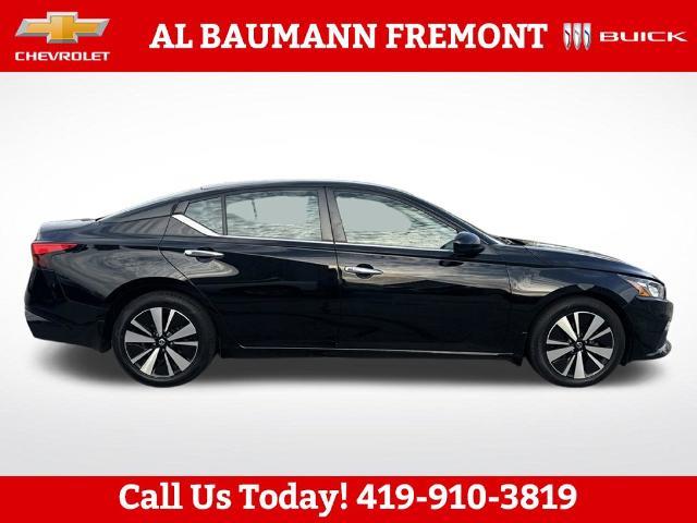 2022 Nissan Altima - $18,300