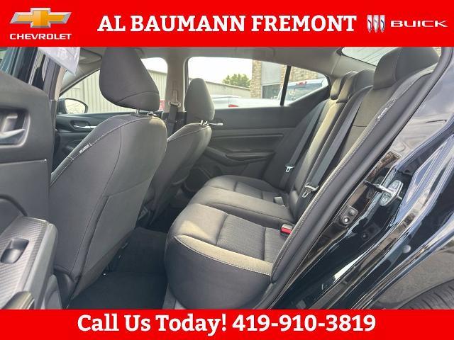 2022 Nissan Altima - $18,300