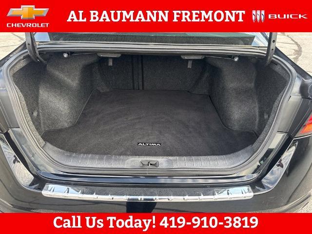 2022 Nissan Altima - $18,300
