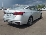2023 Altima Thumbnail 7