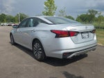 2023 Altima Thumbnail 10